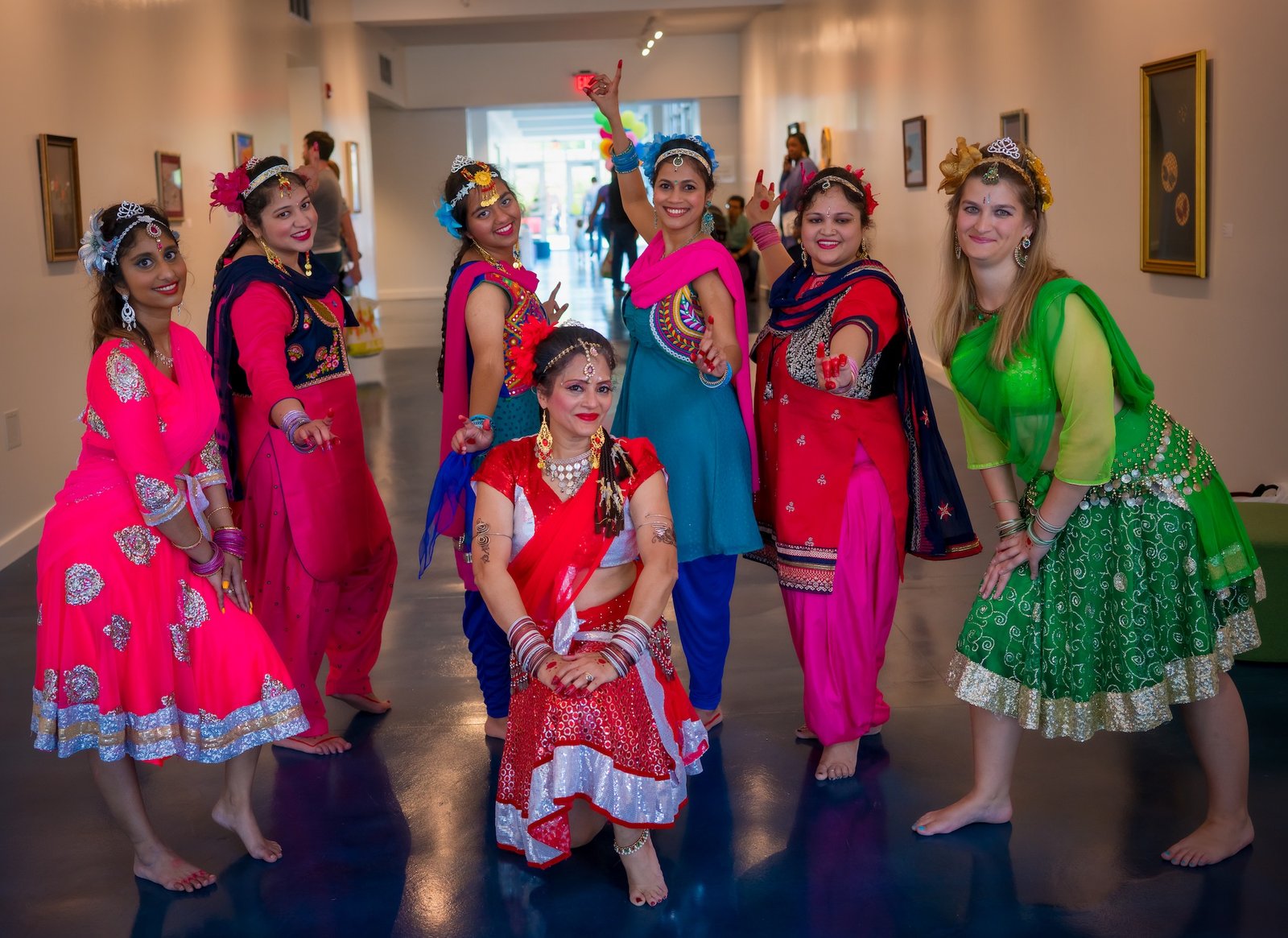 Bollywood dance class for Teens Adults